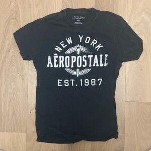 Aeropostale Black Tee with White New York Graphic